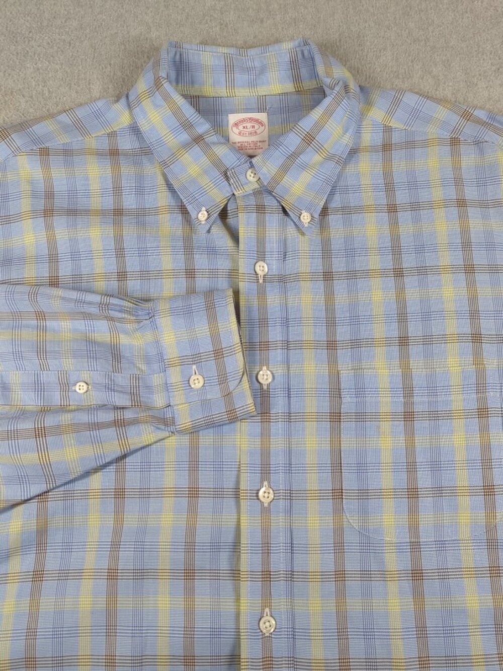 Brooks Brothers Shirt Men's XL Plaid Long Sleeve Casual Button Down